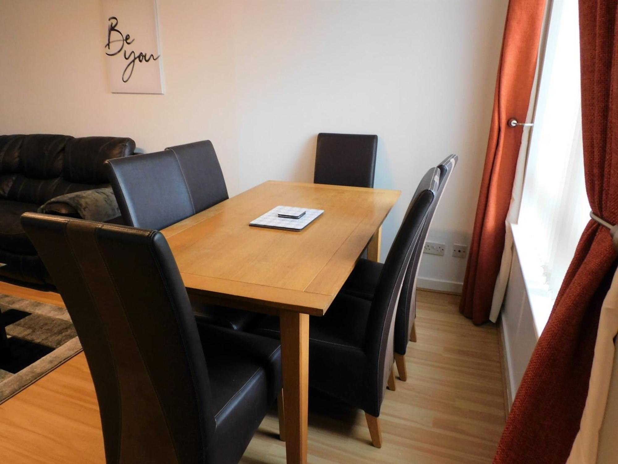 2 Bed Apt On Quiet Cul-De-Sac, Fab Location Paisley Eksteriør bilde